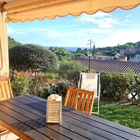 La Vela Summer House - Free Wifi - 700mt From The