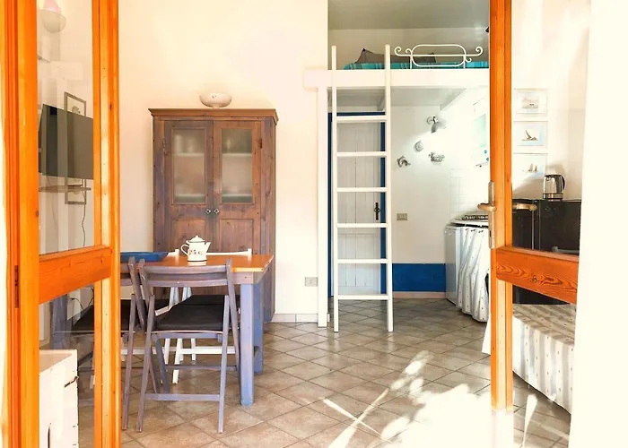 La Vela Summer House - Free Wifi - 700mt From The