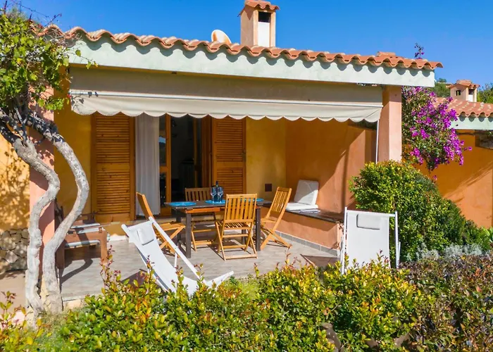 La Vela Summer House - Free Wifi - 700mt From The